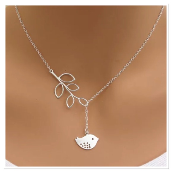 Jewelry - Silver Leaf & Bird Necklace